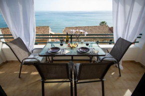 Alexandra's Beach Apartment